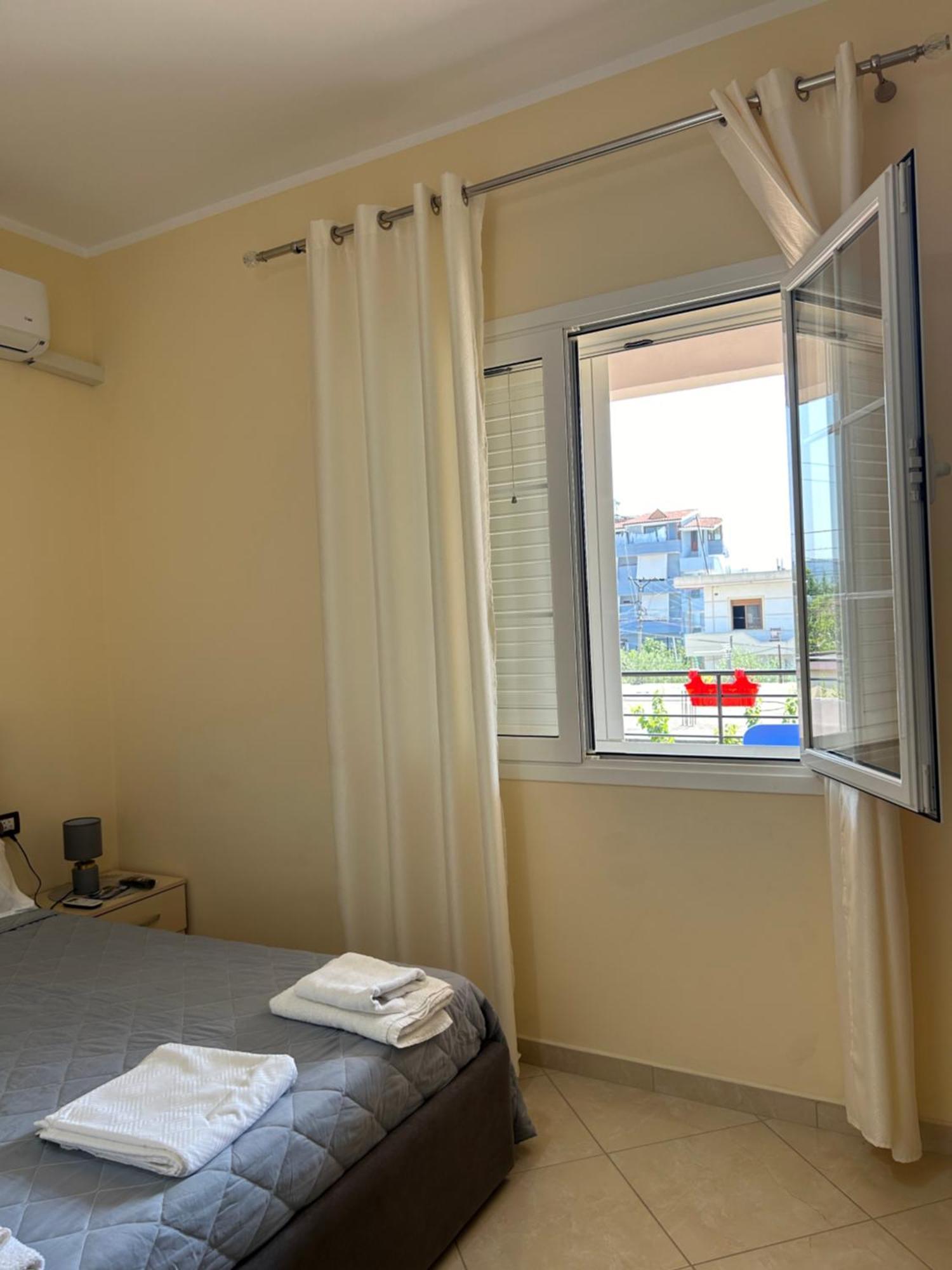 Rest House Vlore Bagian luar foto